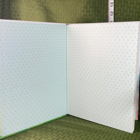 Mis Mejores Adivinanzas (Spanish Edition)  Hardcover 224 PAGES - Picture 6 of 8